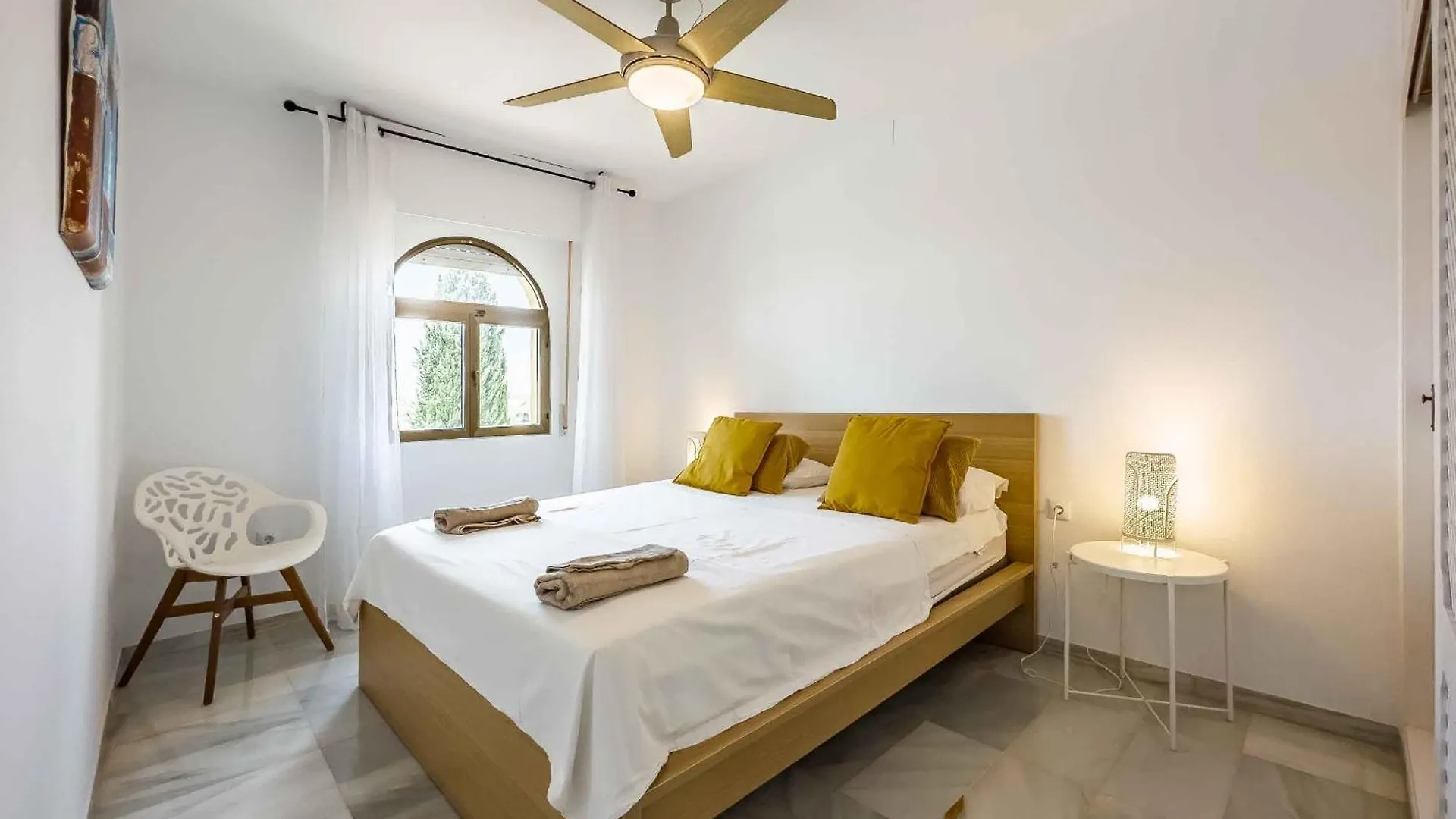 Apartment In Vacation Resort In La Cala De Mjias Sitio de Calahonda
