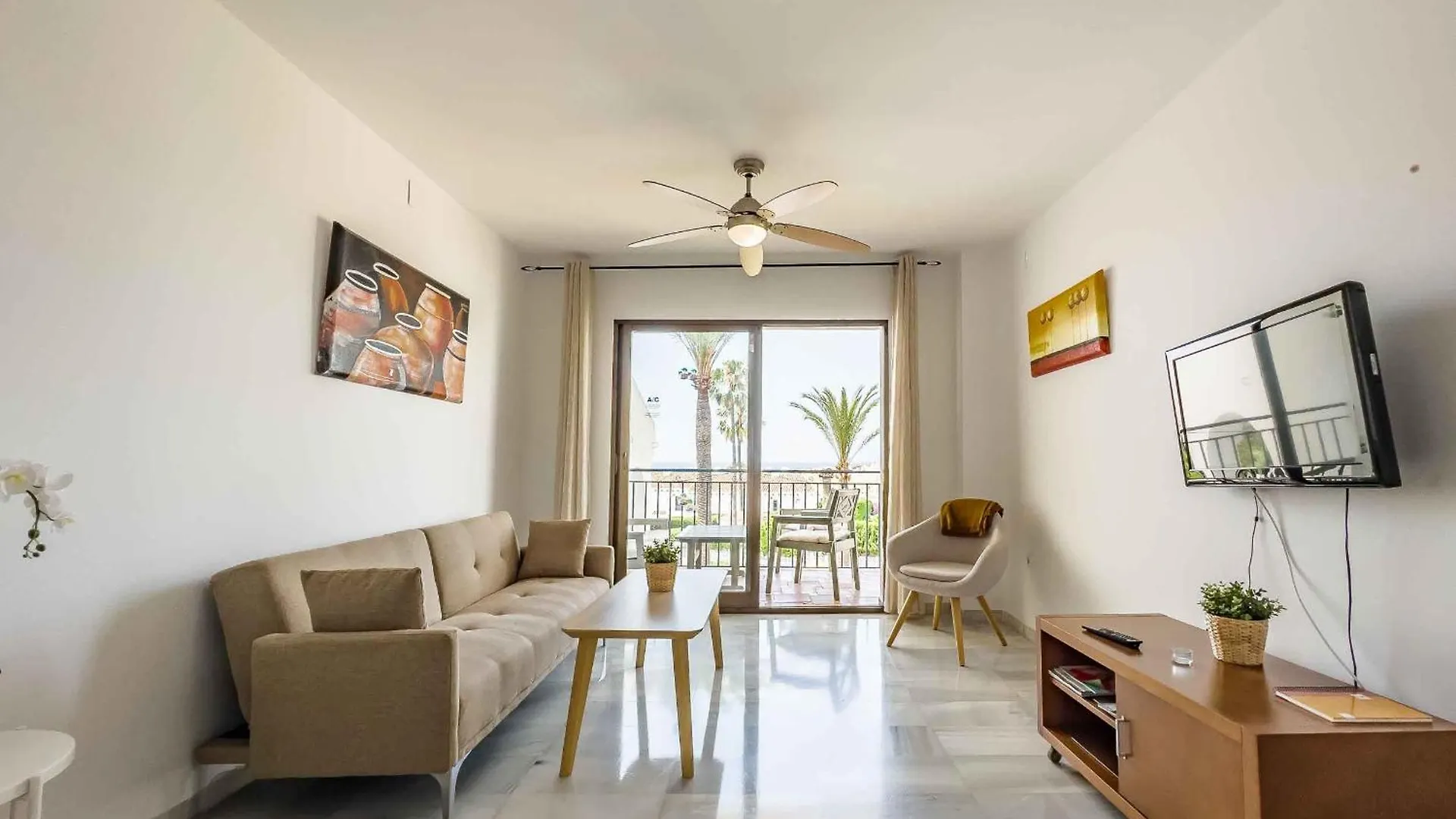 Apartment In Vacation Resort In La Cala De Mjias Sitio de Calahonda