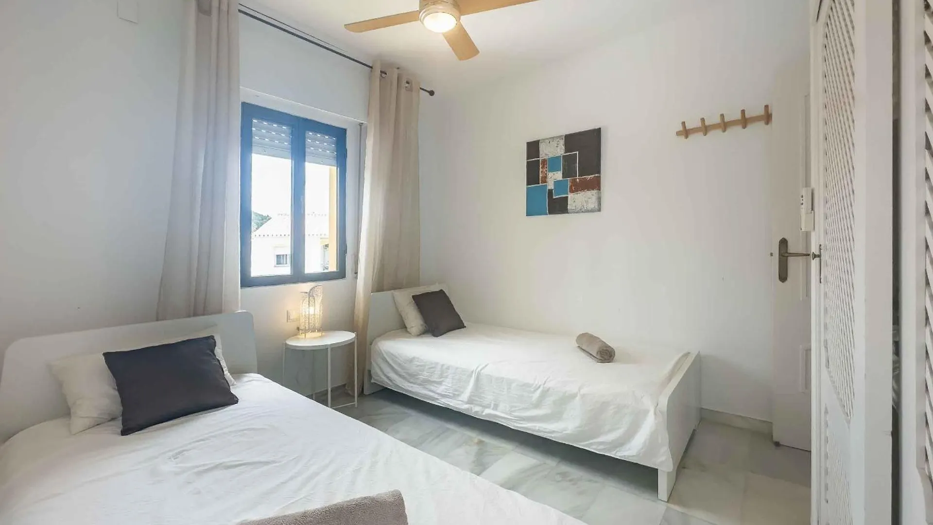 Apartment In Vacation Resort In La Cala De Mjias Sitio de Calahonda